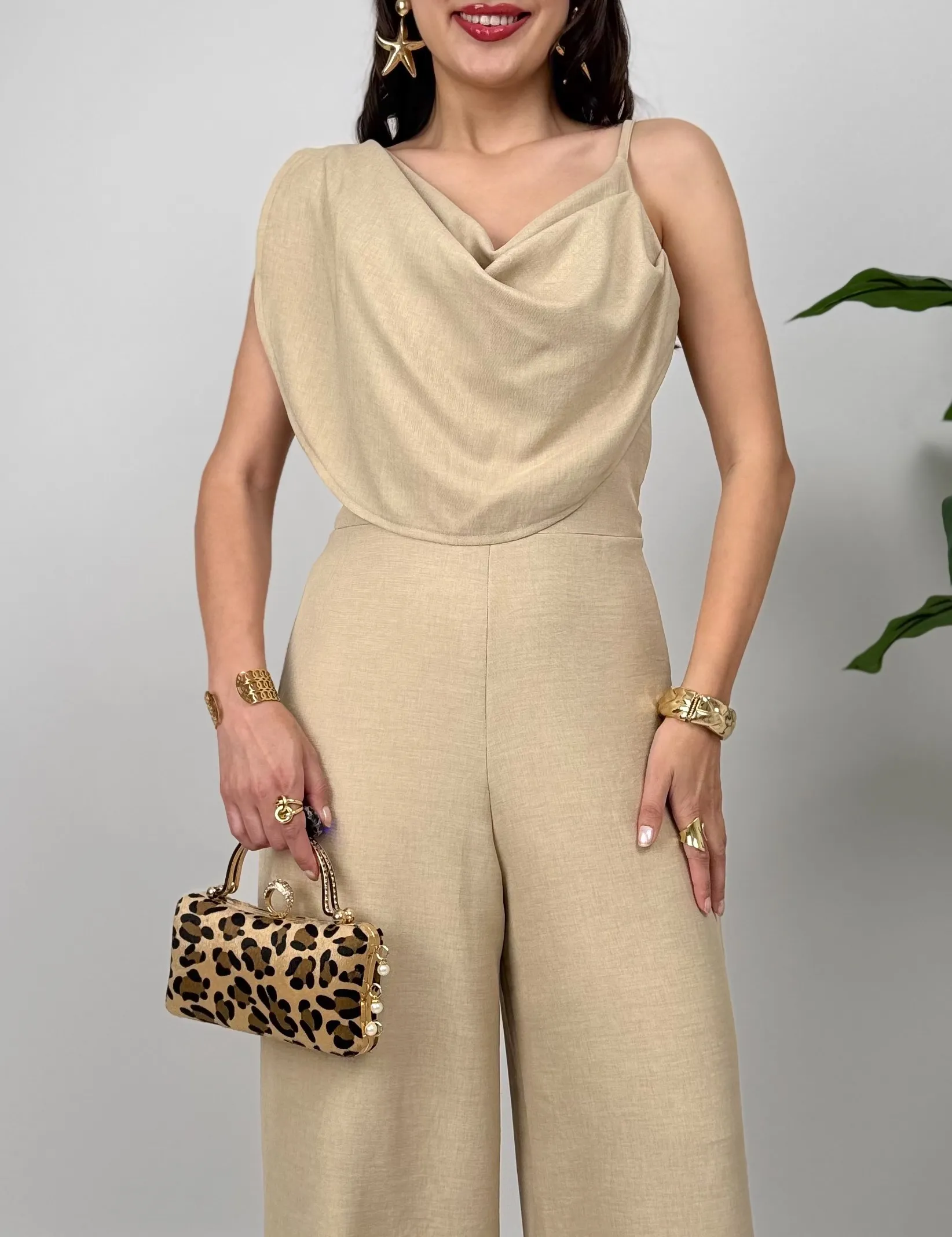 uygun-fiyatli-toptan-bayan-elbiseler