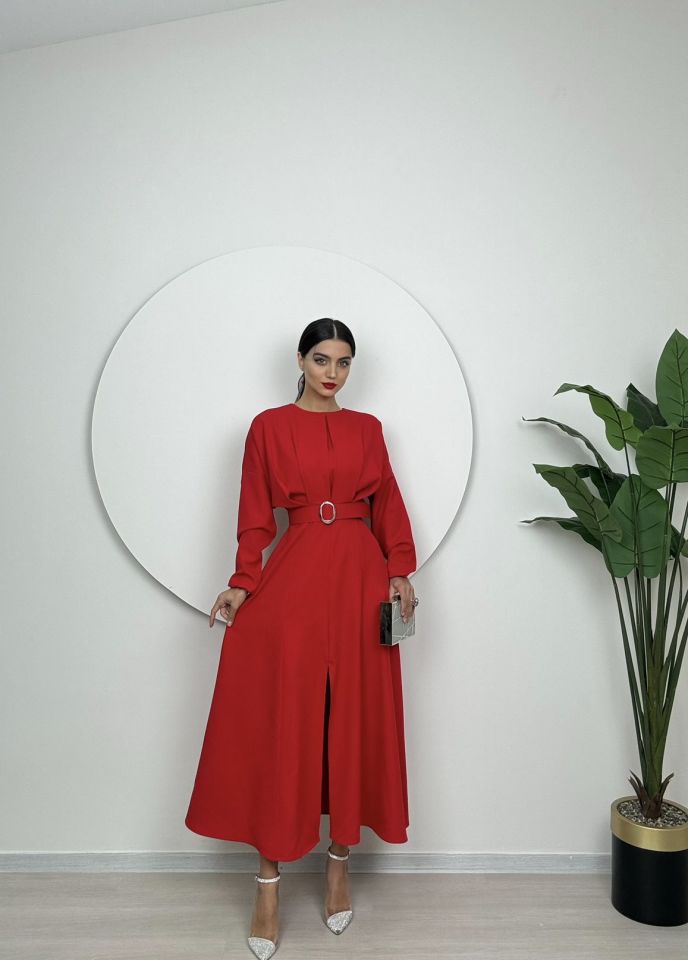 1017 PİLELİ KEMERLİ UZUN ELBİSE RED - KIRMIZI